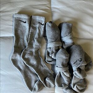 Nike Gray Athletic Crew Socks with Ribbed Texture - 5 pack
